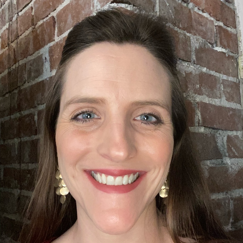 Meet your Posher, Ilona